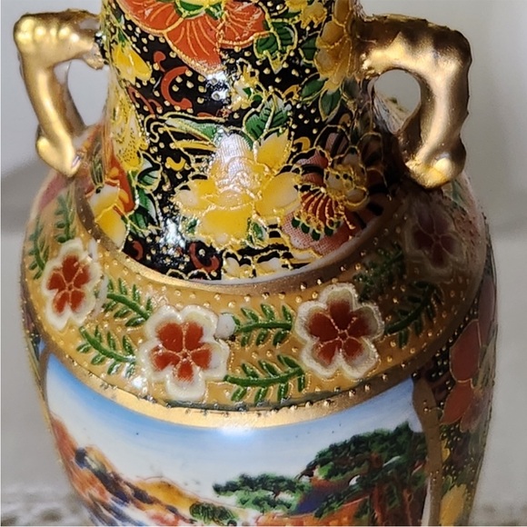Ant. Japan Export Moriage Satsuma Meiji Period Hand Decorated Porcelain Vase - Picture 9 of 13
